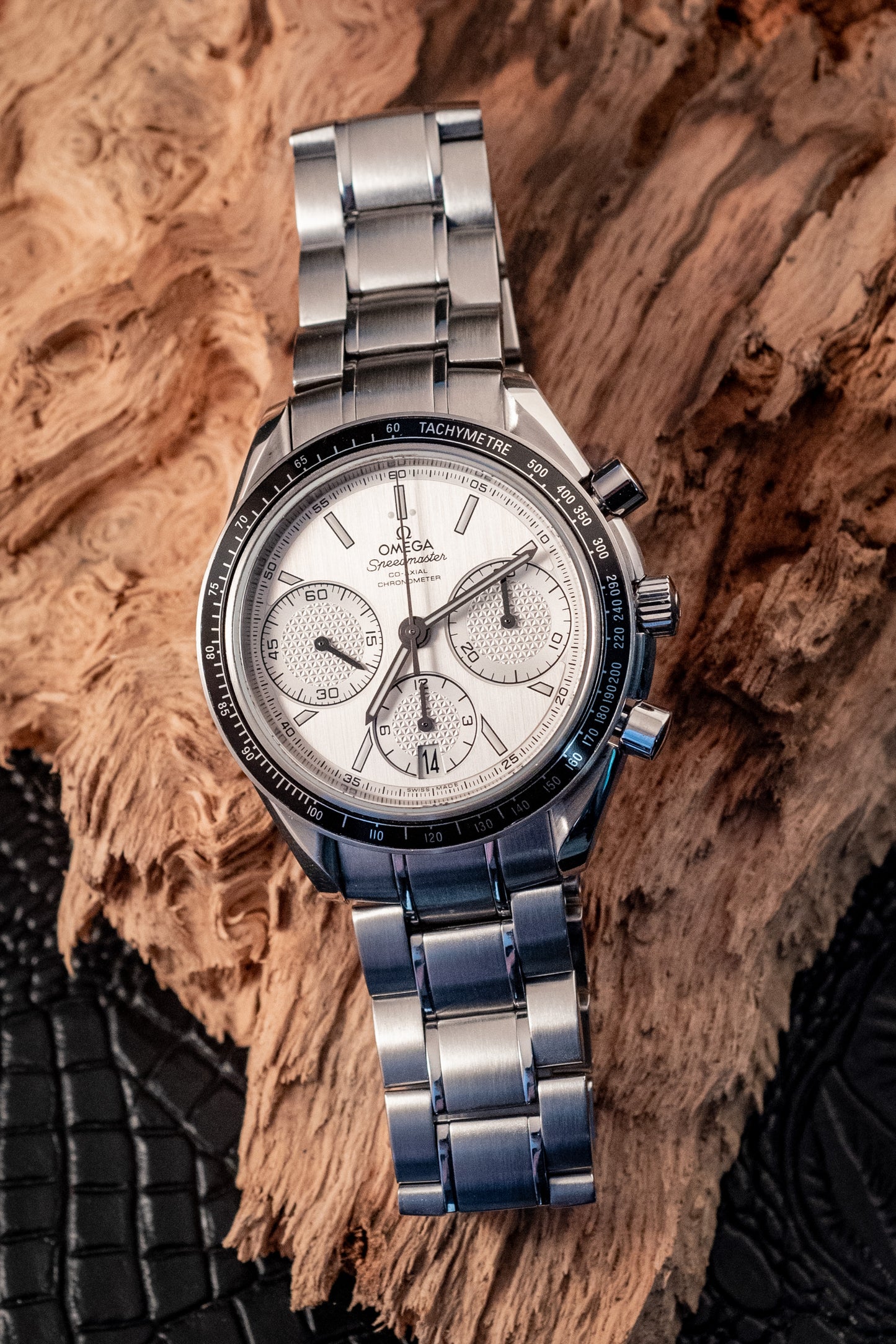 Omega Speedmaster Racing 2021 White Dial Box And Papers Ref 326.30.40.50.02.001