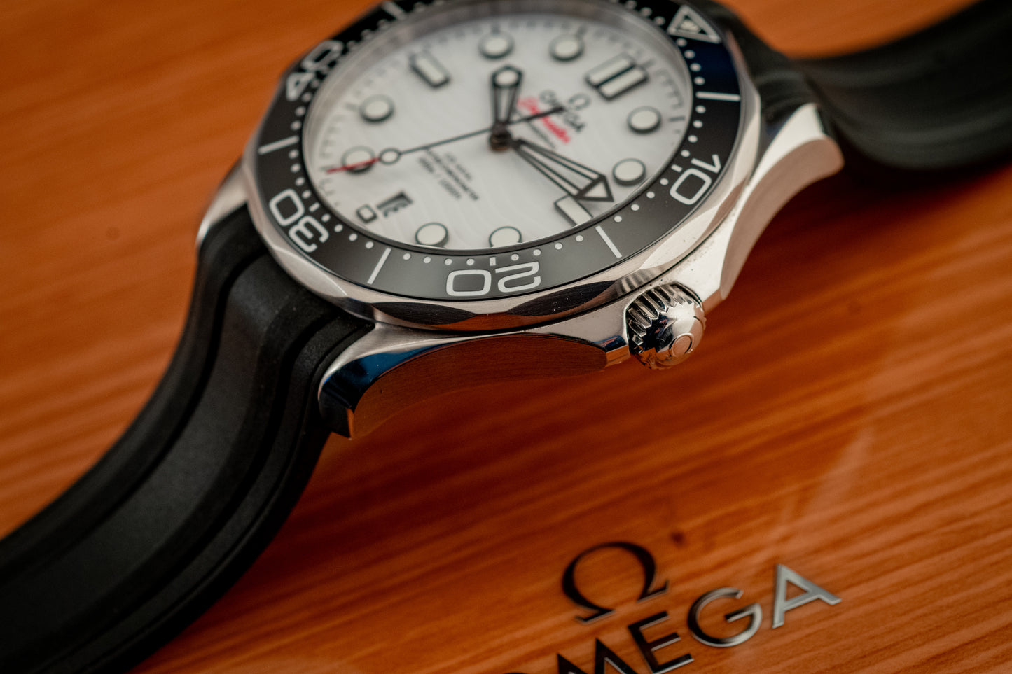 Omega 2024 Seamaster Diver 300M 42MM White Wave Box And Papers Ref 210.32.42.20.04.001