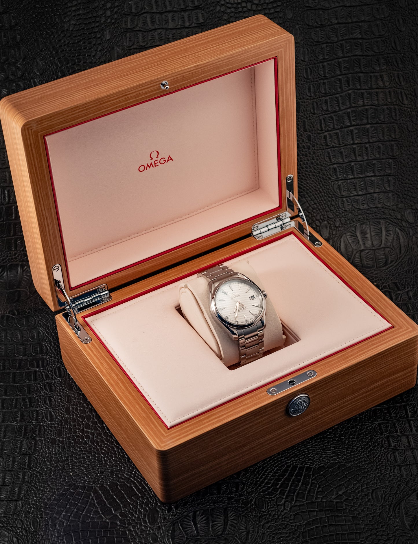 Omega Seamaster Aqua Terra White Dial 2021 Box And Papers Ref 231.10.42.21.02.001