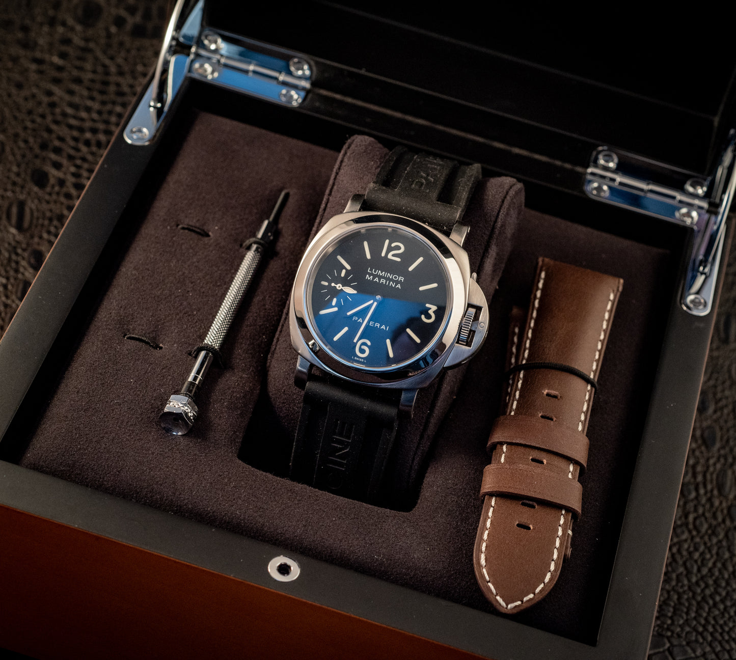 Panerai Luminor Marina Ref PAM00111 Box And Papers Extra Strap And Tool