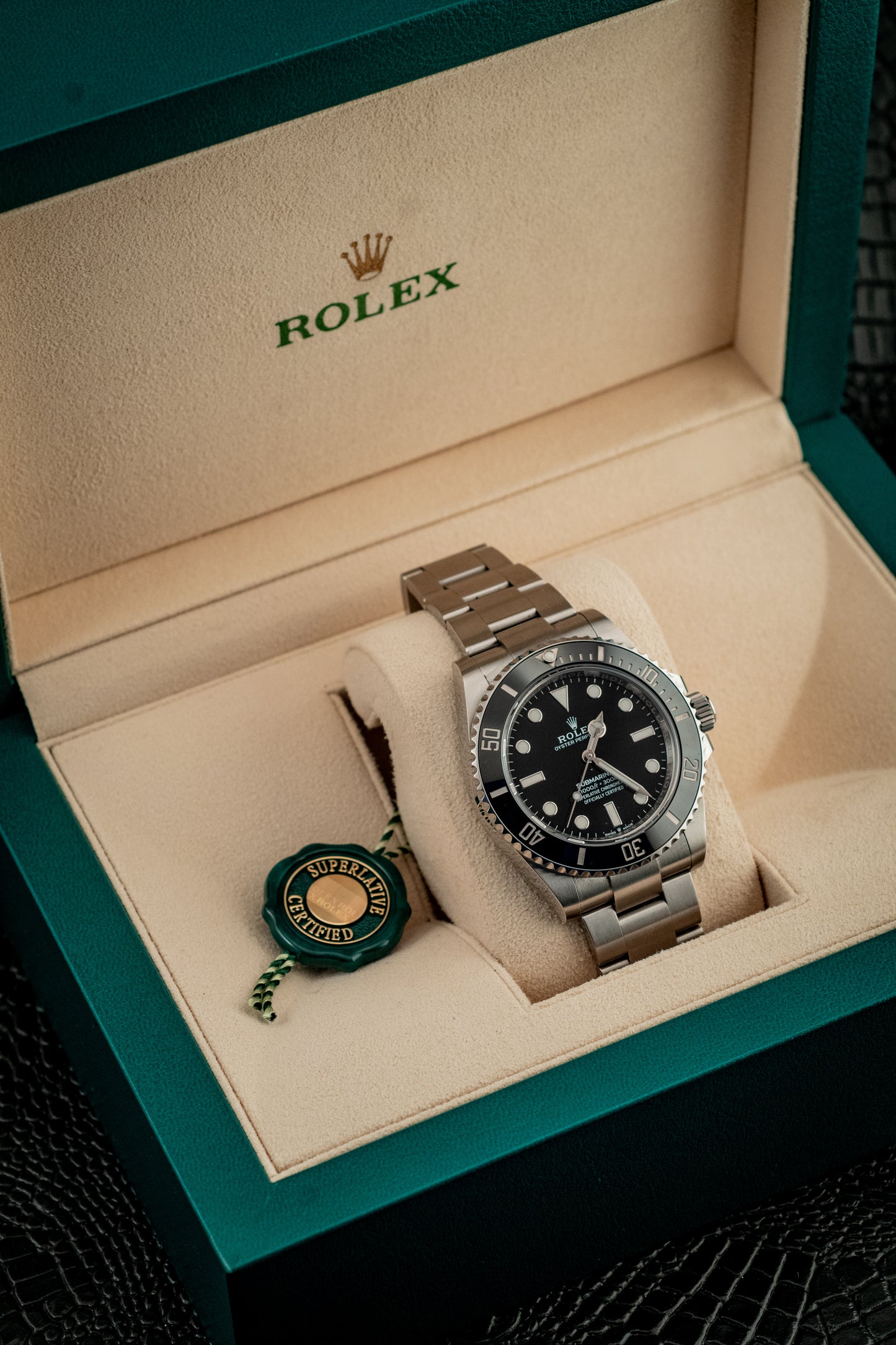 Rolex Submariner December 2021 Black No-date Full Set 41mm Box And Papers Ref 124060