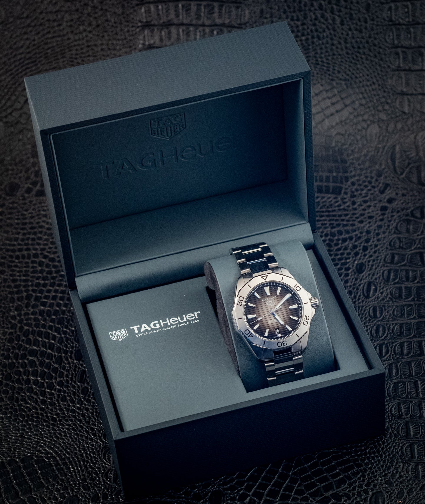 TAG Heuer 2024 Aqauracer Professional 200 Date Box And Papers Ref WBP2110.BA0627