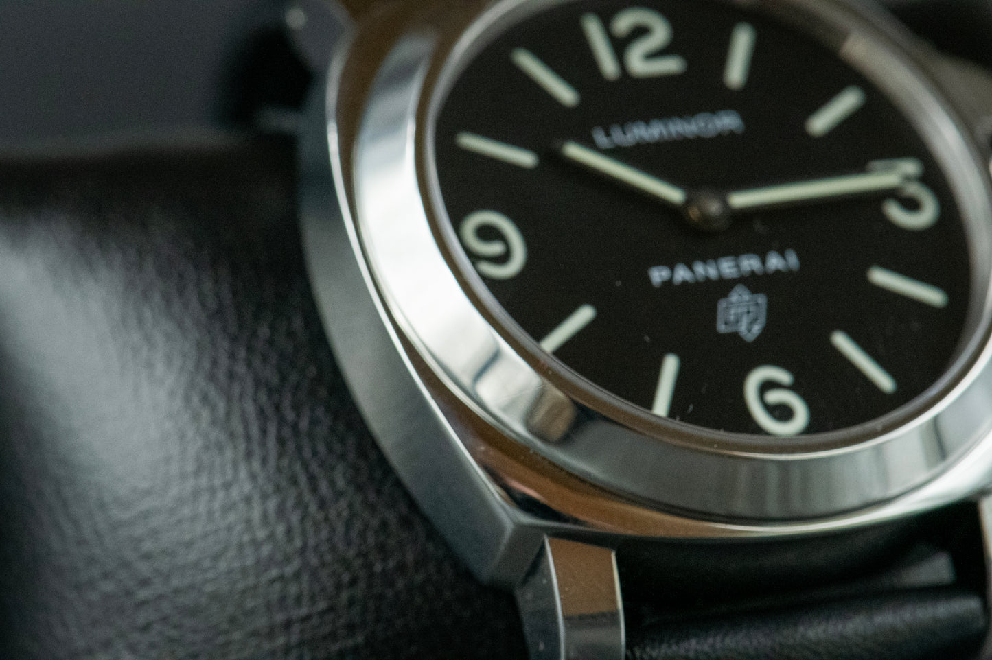 Panerai Luminor PAM00000 Box And Papers