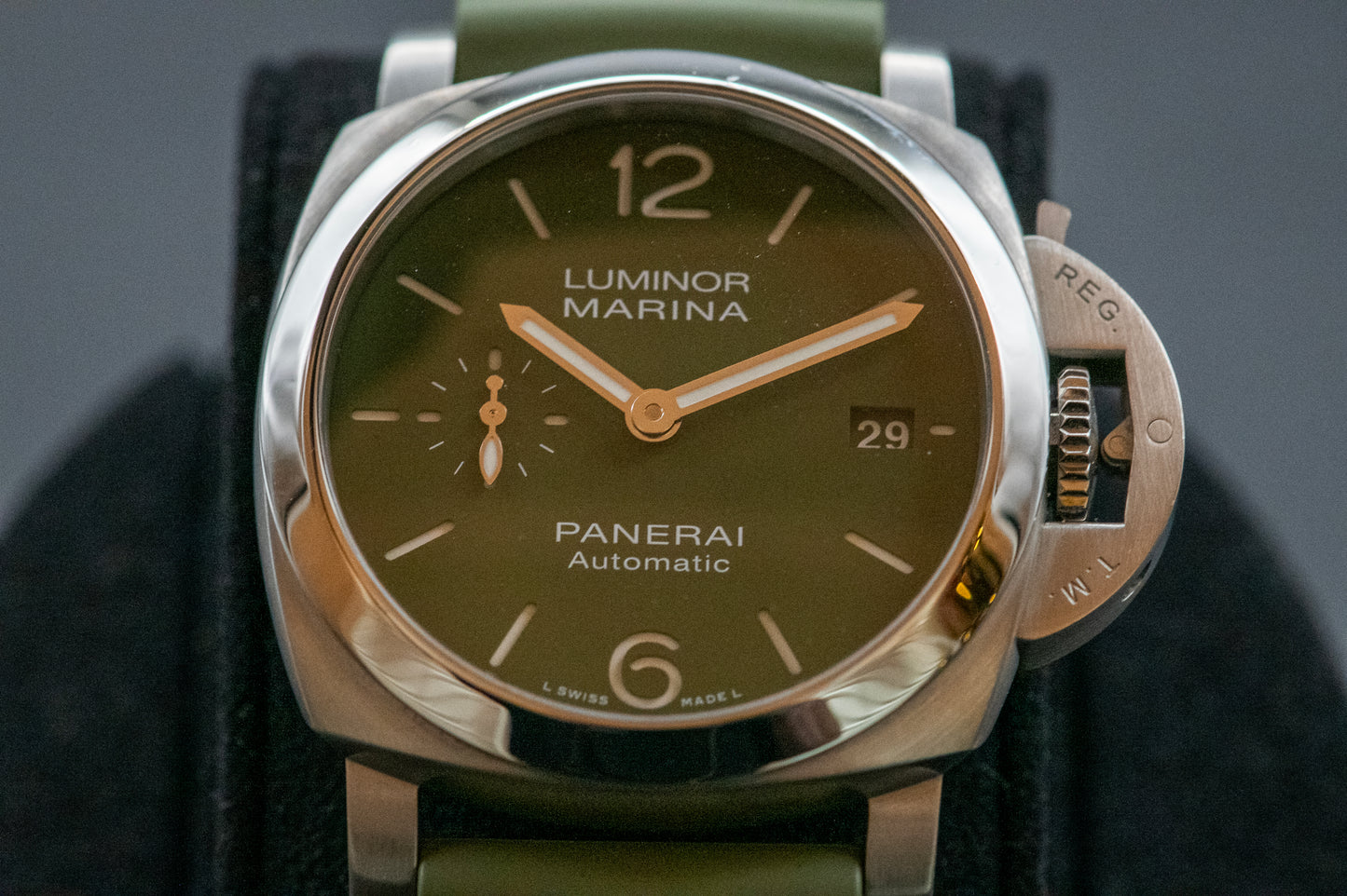 Panerai Luminor Quaranta Verde Militare 40mm Limited Ed Pam01304