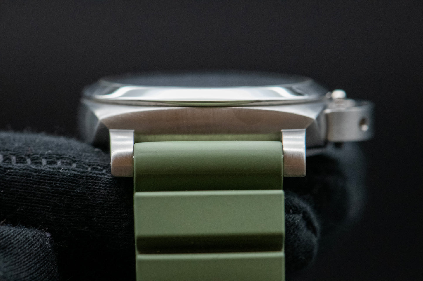 Panerai Luminor Quaranta Verde Militare 40mm Limited Ed Pam01304