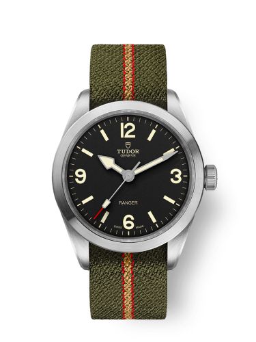 Tudor Ranger / Fabric : Ref Number 79950-0003