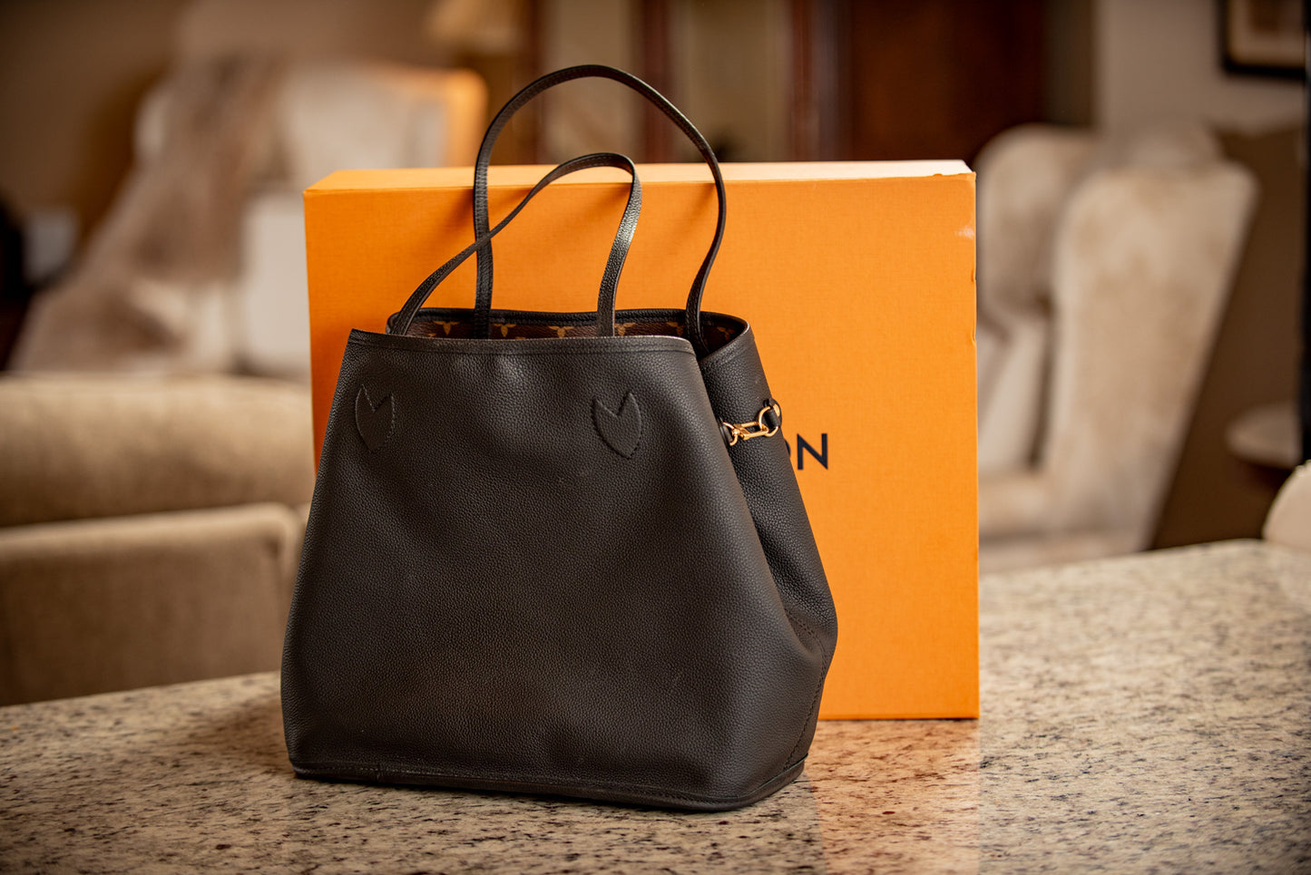 Louis Vuitton August 2025 Neverfull Reversable Box, Bag, Ribbon, Purchase Receipt MSRP $3000